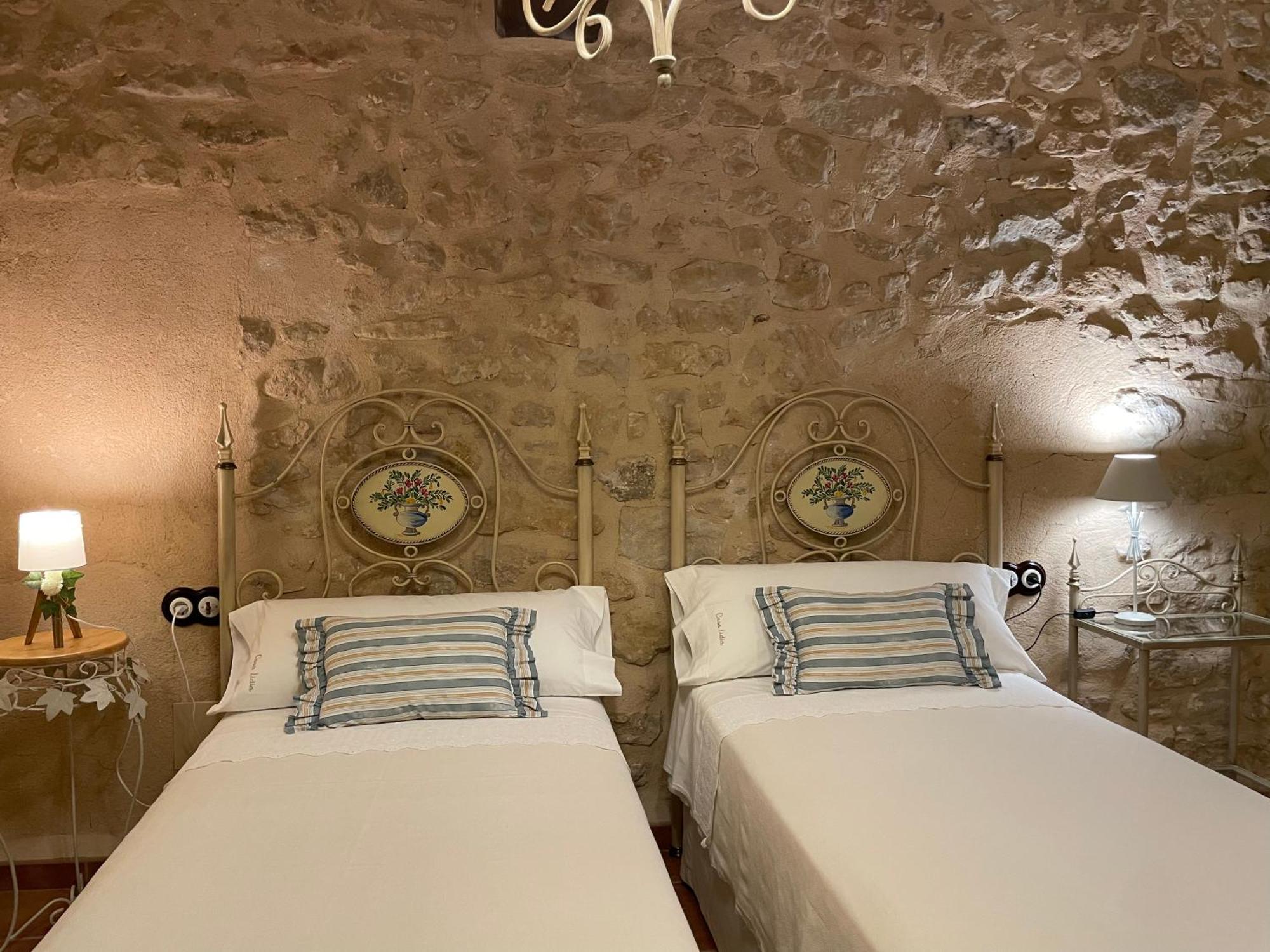 Casa Lidia - Antigua Posada Real Valderrobres Eksteriør billede