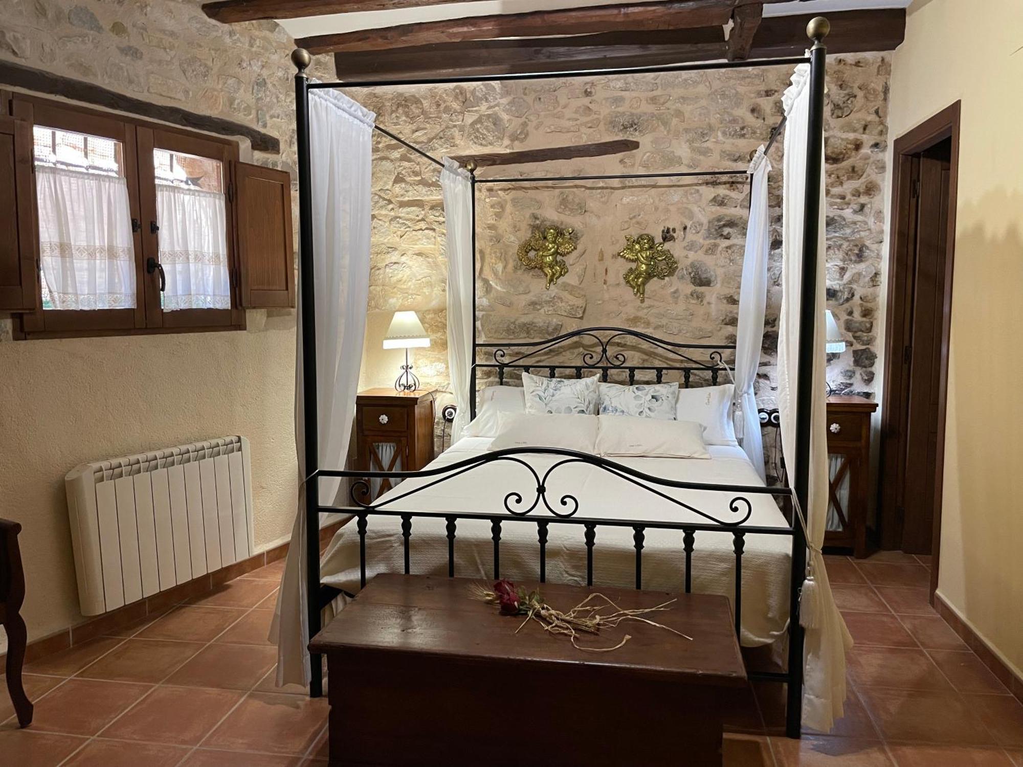 Casa Lidia - Antigua Posada Real Valderrobres Eksteriør billede